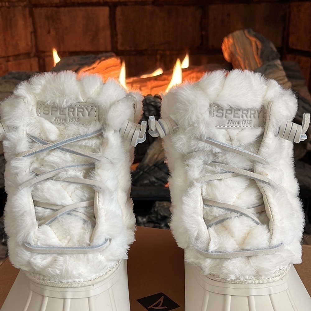 Brand New Sperry Saltwater Faux Fur Ivory Quilt Stitch Duck Boots Waterproof - Picture 6 of 16